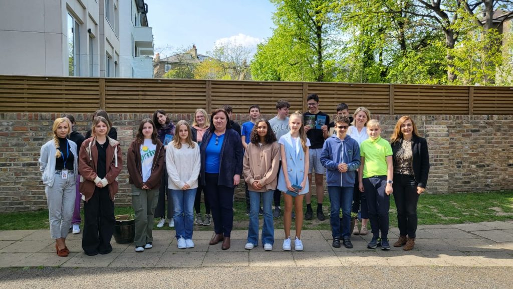 30 kwietnia naszym gościem była Bożena Helena Mazur-Nowak,  pisarka i tłumaczka.