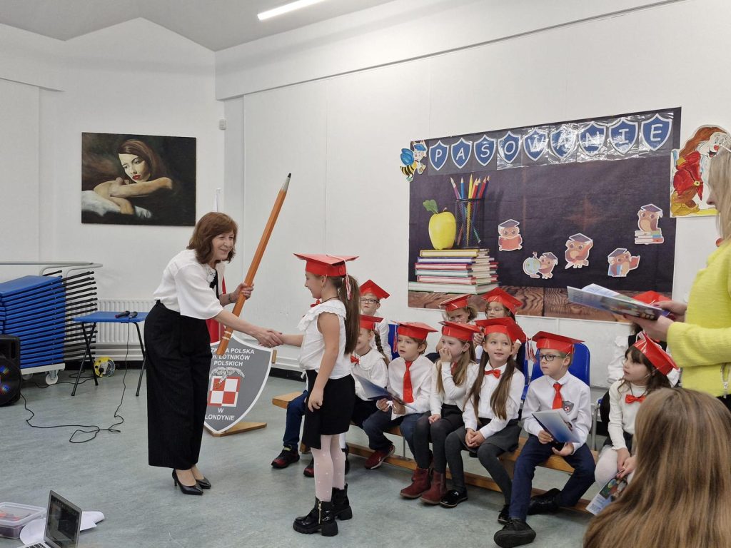 Ślubowanie uczniów klas pierwszych